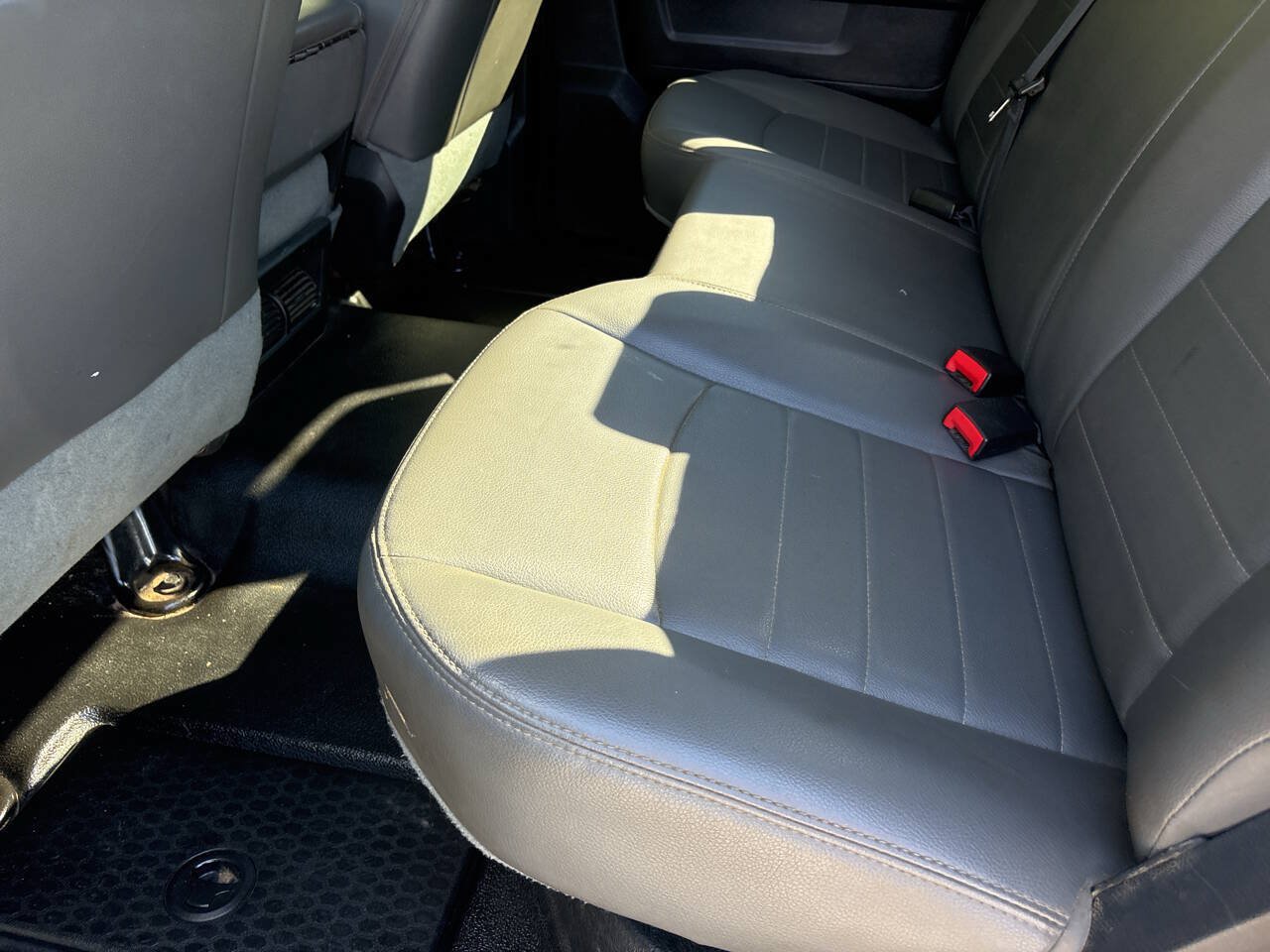 Used 2016 RAM 2500 Tradesman RWD image 12