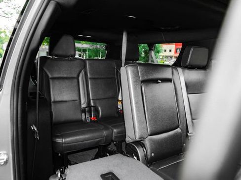Used 2024 Chevrolet Suburban Z71 w/ Luxury Package AWD/4WD image 54