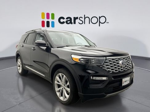 Used 2024 Ford Explorer Platinum w/ Technology Package AWD/4WD image 5