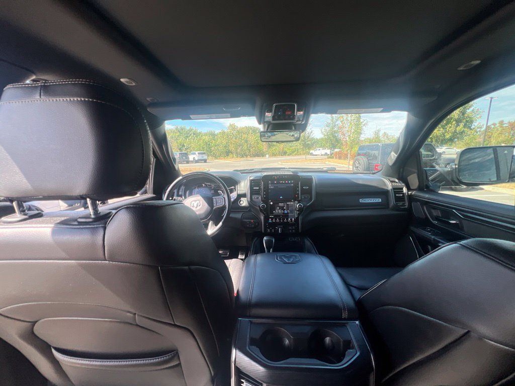 Used 2023 RAM 1500 Laramie AWD/4WD image 28