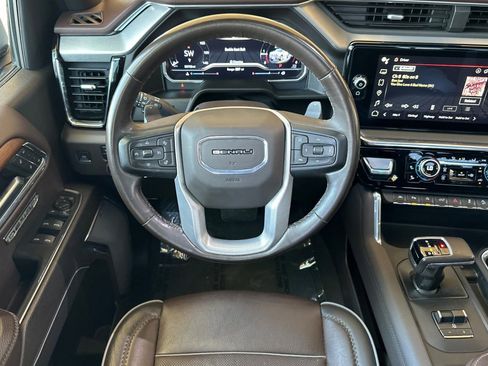 Certified 2023 GMC Sierra 1500 Denali w/ Denali Reserve Package AWD/4WD image 15