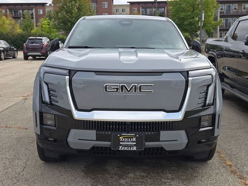New 2026 GMC Sierra EV Elevation AWD/4WD image 3