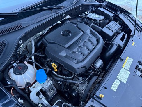 Used 2020 Volkswagen Passat 2.0T SE w/ Sunroof Package image 42