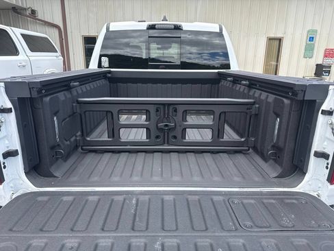 Used 2025 RAM 1500 Limited AWD/4WD image 7