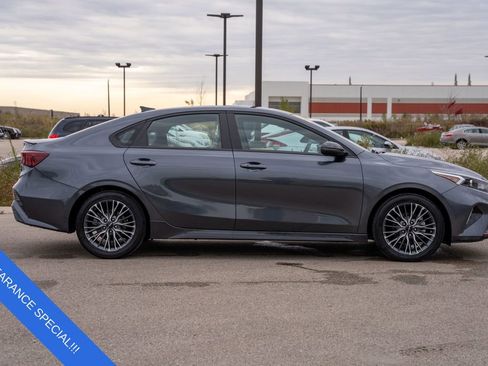 Used 2023 Kia Forte GT-Line w/ GT-Line Premium Package image 8