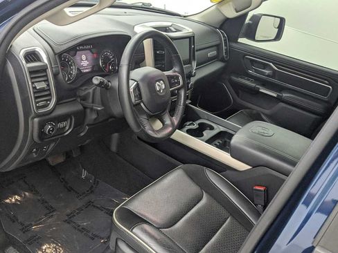 Used 2022 RAM 1500 Laramie AWD/4WD image 11