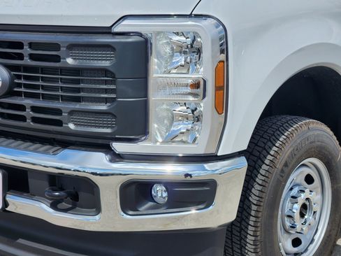 New 2026 Ford F250 XL AWD/4WD image 6