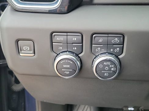 Certified 2022 GMC Sierra 1500 Denali AWD/4WD image 26