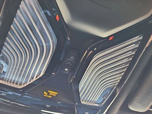 Used 2023 BMW X3 sDrive30i w/ Convenience Package image 12