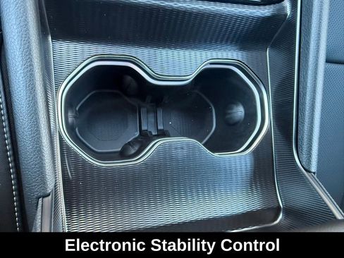 New 2026 Jeep Grand Cherokee Limited w/ Luxury Tech Group II RWD image 17