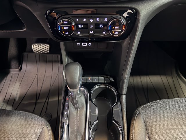 Used 2023 Buick Encore GX Select w/ Sport Touring Package AWD/4WD image 21