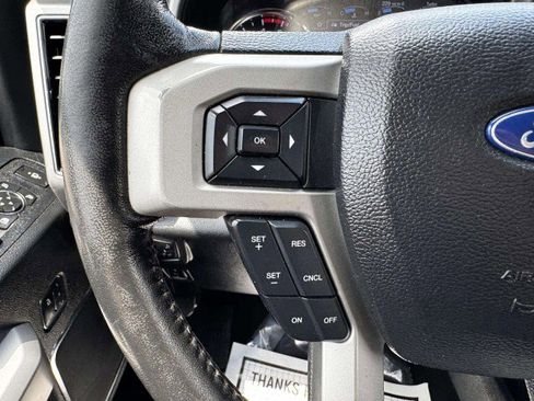 Used 2019 Ford F250 Lariat w/ Lariat Ultimate Package AWD/4WD image 28