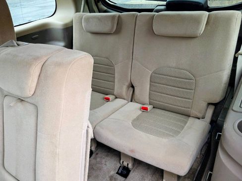 Used 2012 Nissan Pathfinder SV AWD/4WD image 14