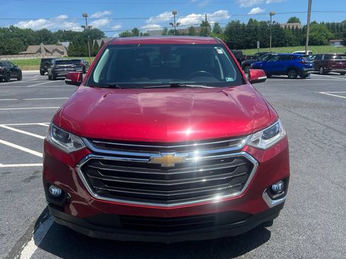 Used 2019 Chevrolet Traverse LT w/ LT Premium Package AWD/4WD image 9