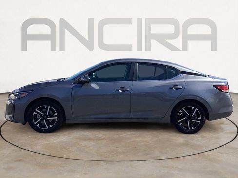 Used 2024 Nissan Sentra SV image 11