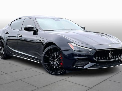 Used 2022 Maserati Ghibli Modena image 2