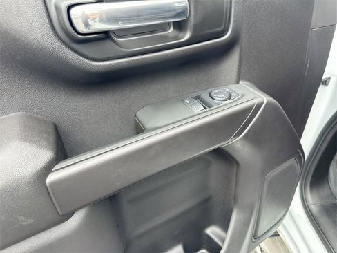 Used 2024 GMC Sierra 1500 Pro w/ Convenience Package image 25