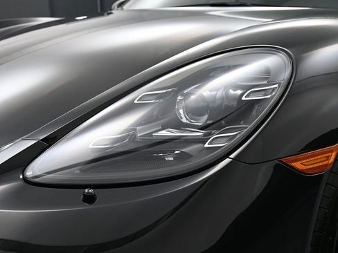 New 2025 Porsche 718 Cayman image 16