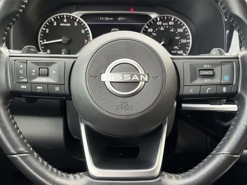 Used 2024 Nissan Pathfinder SV image 19