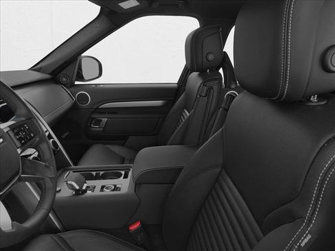 New 2024 Land Rover Discovery Dynamic SE AWD/4WD image 6