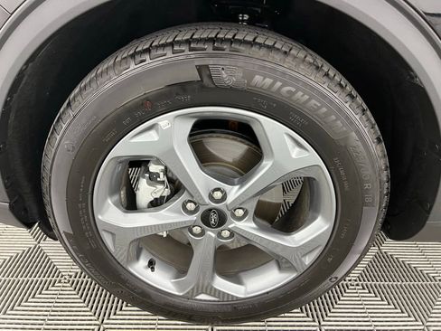 Used 2025 Ford Escape ST-Line image 11