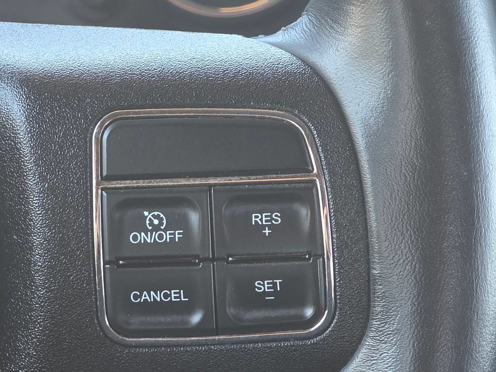 Used 2013 Jeep Wrangler Unlimited Sport w/ Connectivity Group AWD/4WD image 16