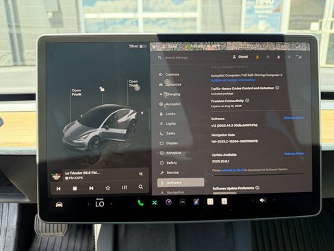 Used 2023 Tesla Model 3 Long Range AWD/4WD image 38