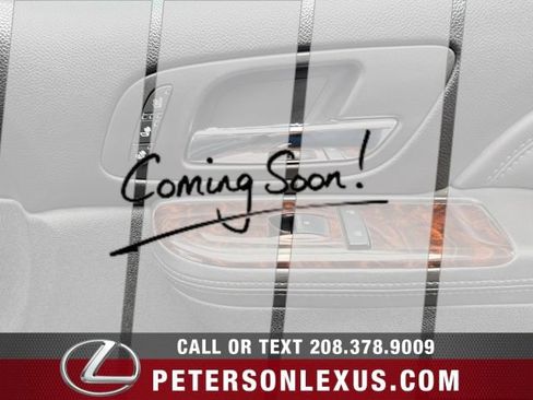 Used 2012 GMC Sierra 2500 Denali w/ Suspension Package, Off-Road AWD/4WD image 13