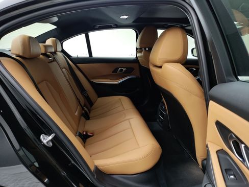 Used 2024 BMW 330i Sedan w/ Convenience Package image 29