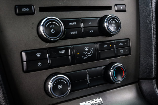 Used 2014 Ford Mustang Premium RWD image 30
