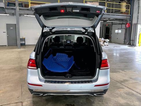Used 2017 Mercedes-Benz GLE 350 4MATIC image 5