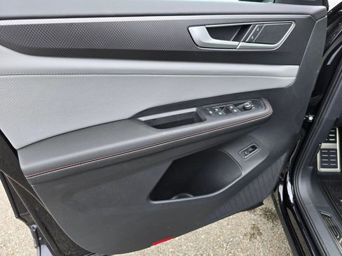 New 2026 Volkswagen Atlas Peak Edition AWD/4WD image 18