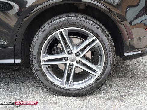 Used 2019 Audi SQ5 Premium Plus w/ Premium Plus Package image 12