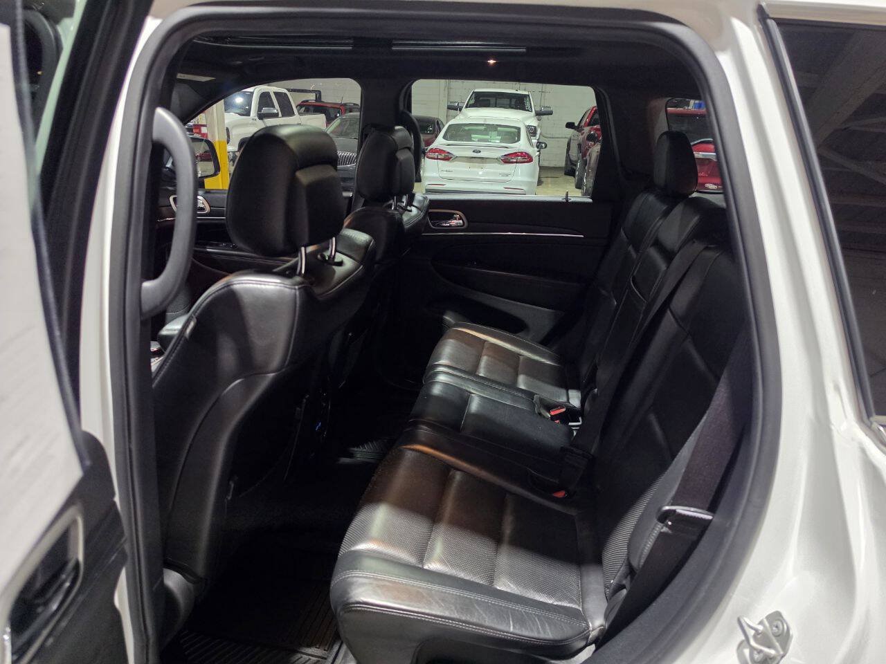 Used 2020 Jeep Grand Cherokee Limited w/ Luxury Group II AWD/4WD image 28