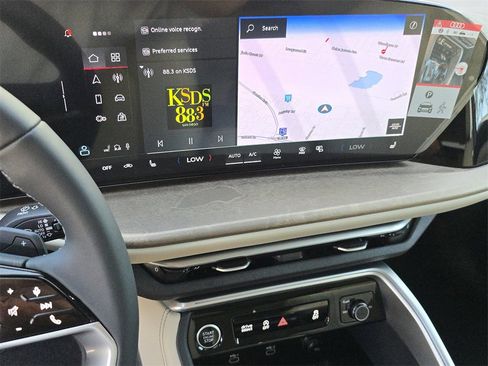 New 2025 Audi Q5 Premium image 23