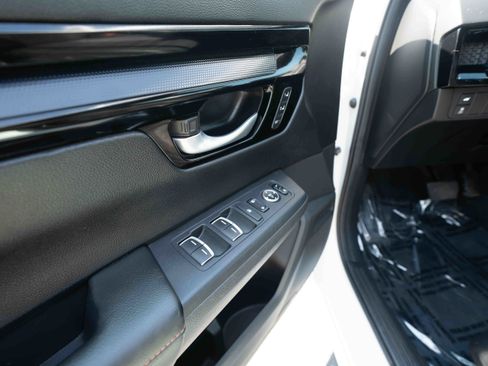 Used 2023 Honda CR-V Sport Touring image 7