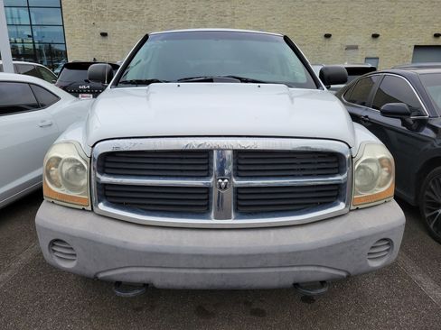 Used 2006 Dodge Durango SXT image 2