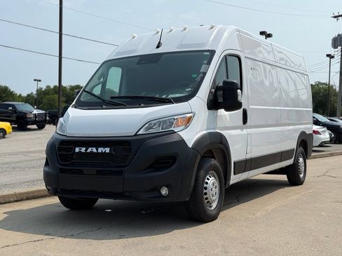 Used 2025 RAM ProMaster 2500 w/ Convenience Group FWD image 25