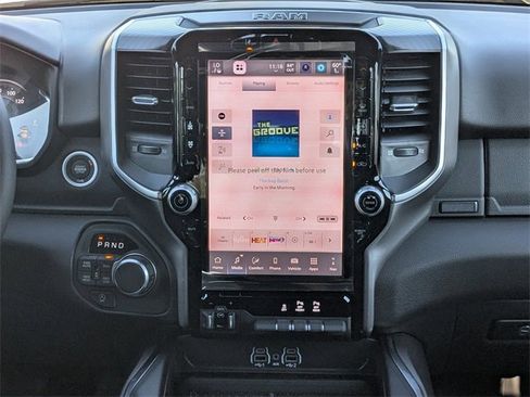 New 2026 RAM 1500 4x4 Crew Cab image 18