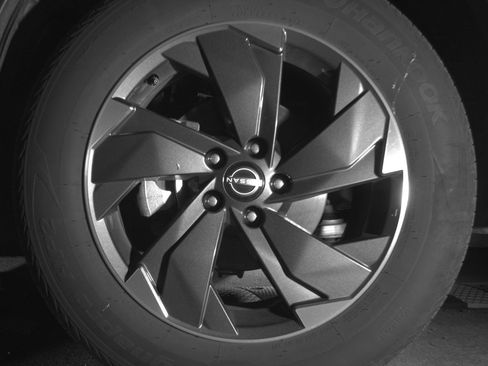 Used 2025 Nissan Rogue SV AWD/4WD image 12