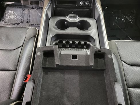 Used 2022 RAM 1500 Laramie AWD/4WD image 46