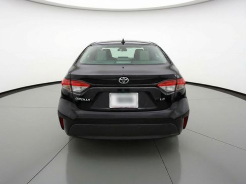 Used 2025 Toyota Corolla LE FWD image 7
