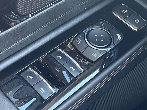 Used 2023 Lincoln Aviator Reserve w/ Equipment Group 201A AWD/4WD image 33