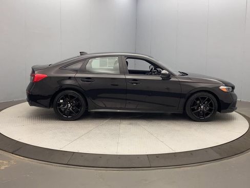 Used 2023 Honda Civic Sport image 6