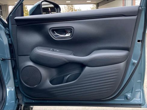 Used 2025 Honda HR-V EX-L image 21