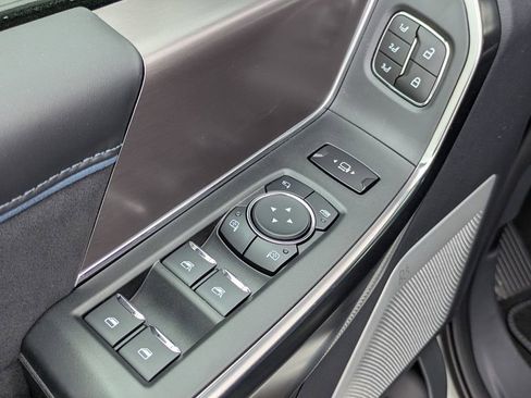 New 2026 Ford F250 Platinum AWD/4WD image 11