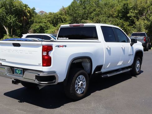 Certified 2022 Chevrolet Silverado 2500 LT AWD/4WD image 9
