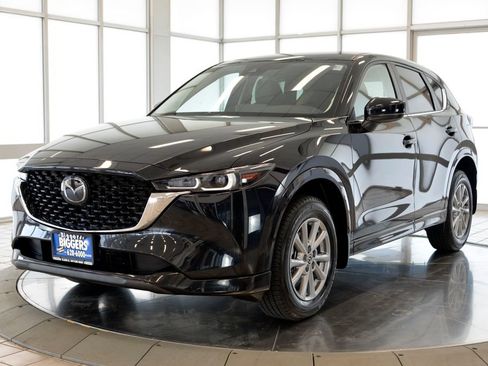 Used 2025 MAZDA CX-5 AWD 2.5 S w/ Select Package image 4