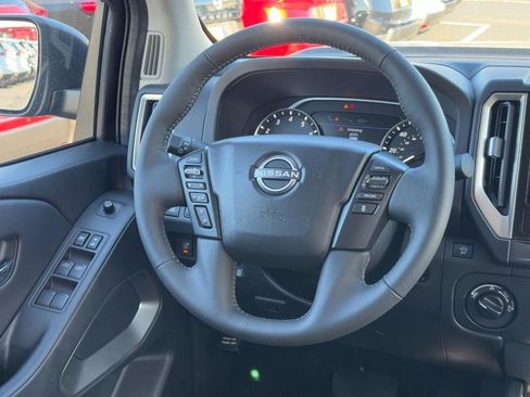 New 2026 Nissan Frontier SV w/ SV Convenience Package image 7