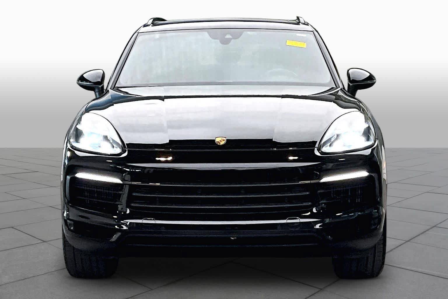 Used 2021 Porsche Cayenne AWD/4WD image 4